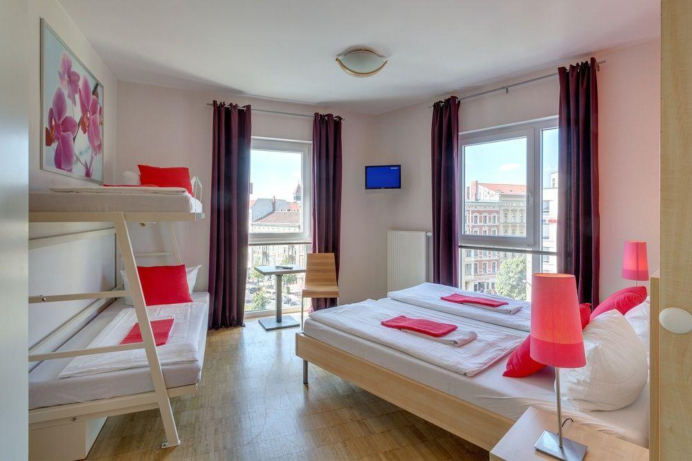 Meininger Hotel Berlin Alexanderplatz Exteriér fotografie